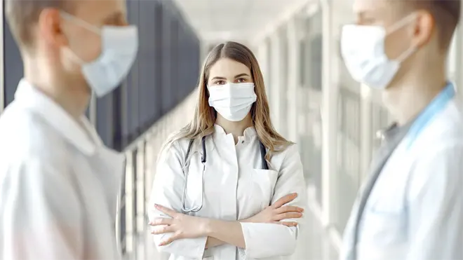 10 especialidades médicas analizadas por 10 médicos